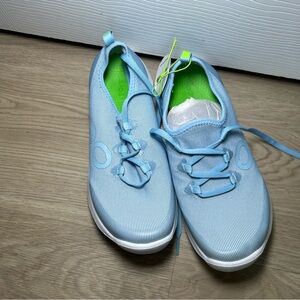 OOFOS‎ Light Blue Sneakers Women’s 9 gym active workout recovery sports casual